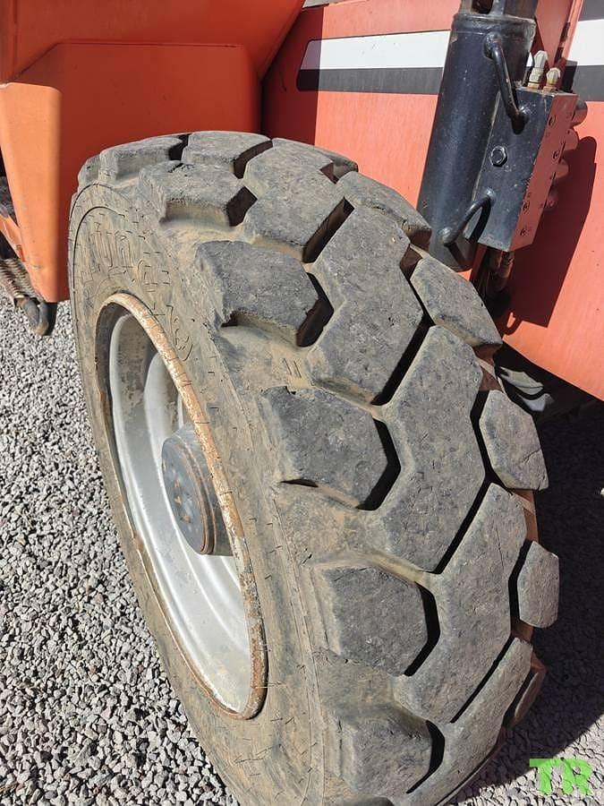 Used 2011 JLG SkyTrak 8042 Telehandler • Cummins Turbo Diesel • 4WD • 5,870 Hours