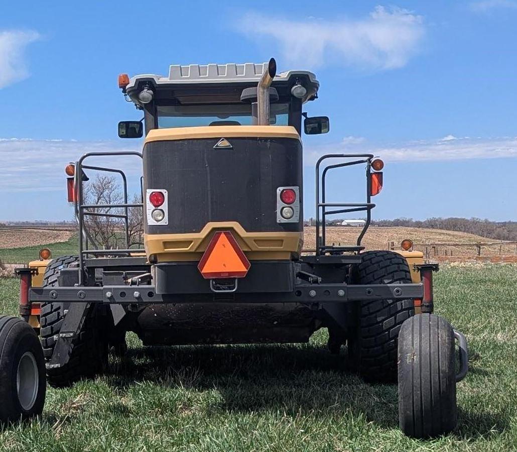 Used 2015 Challenger WR9860 Self-Propelled Windrower