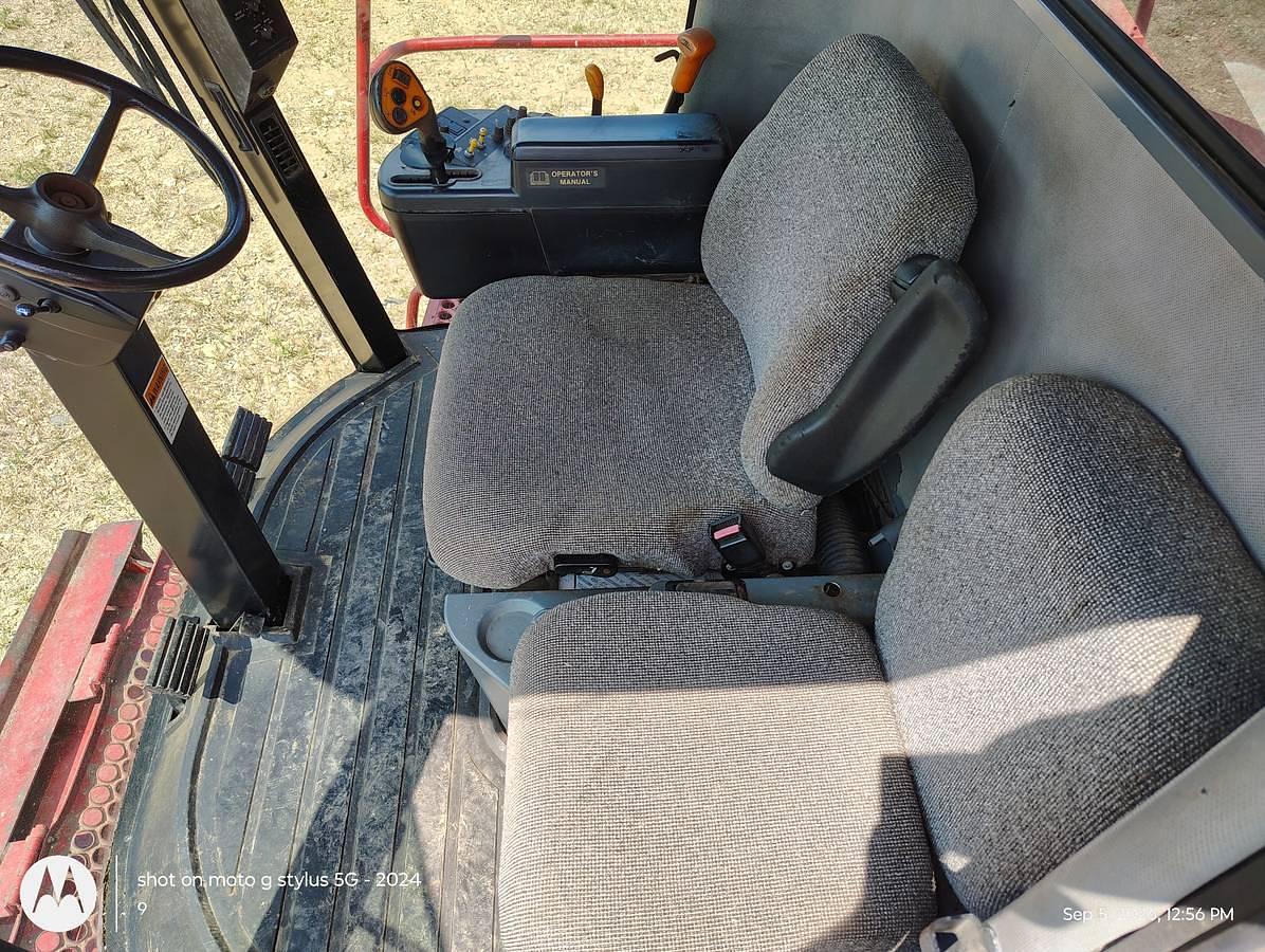 Used 1999 Case 2388H Combine