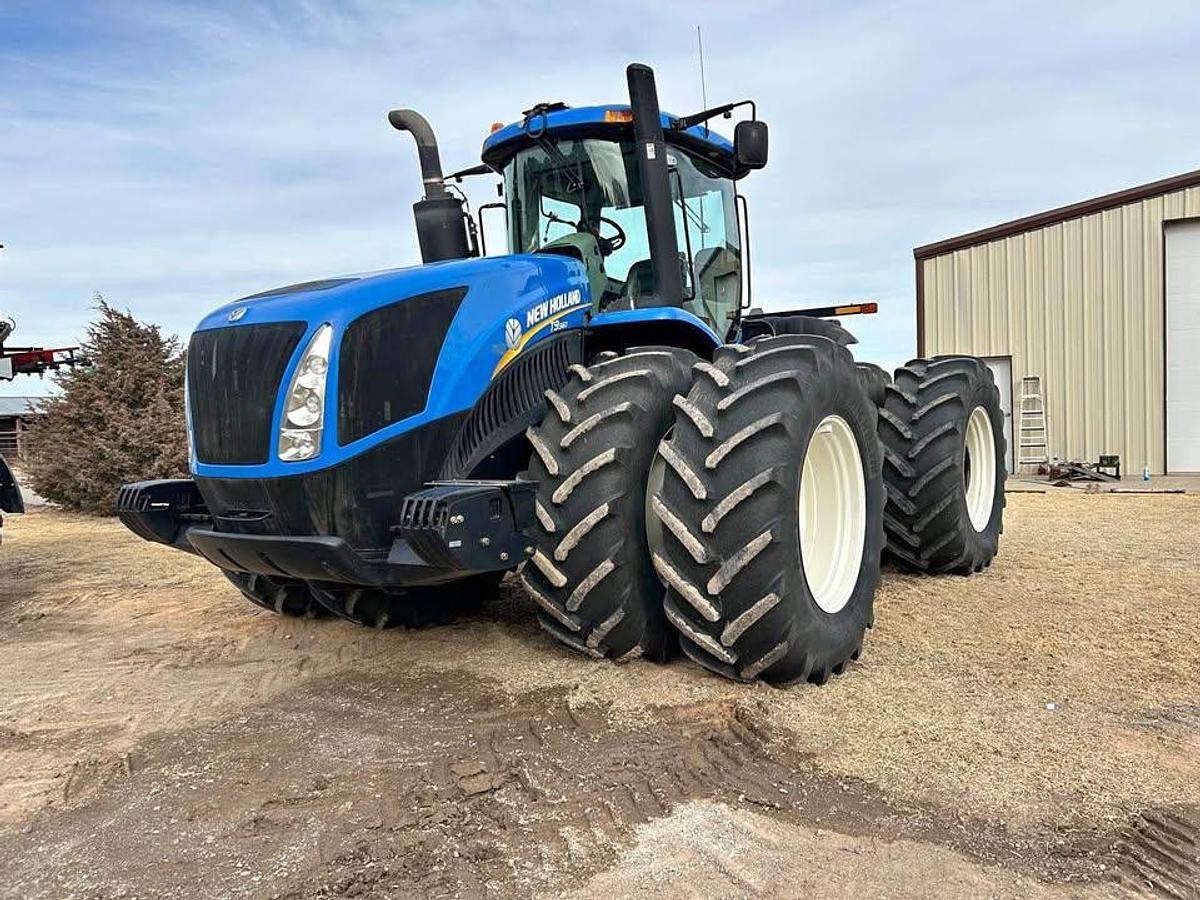 Used 2014 New Holland T9-560