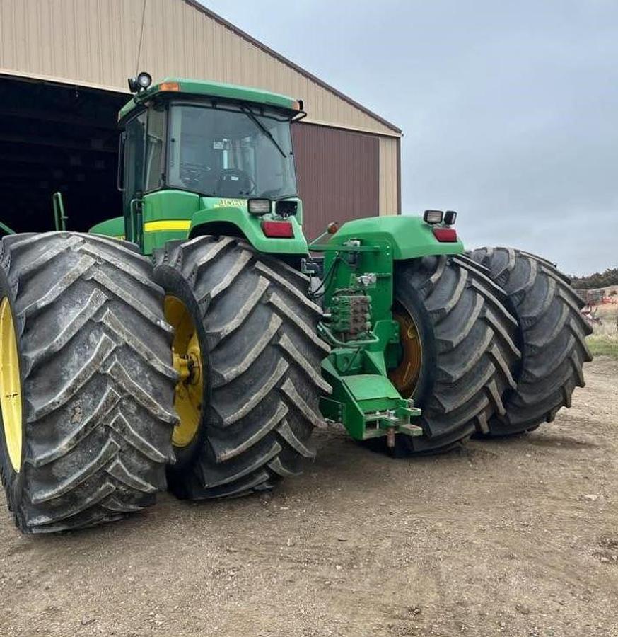 Used 1997 JOHN DEERE 9400