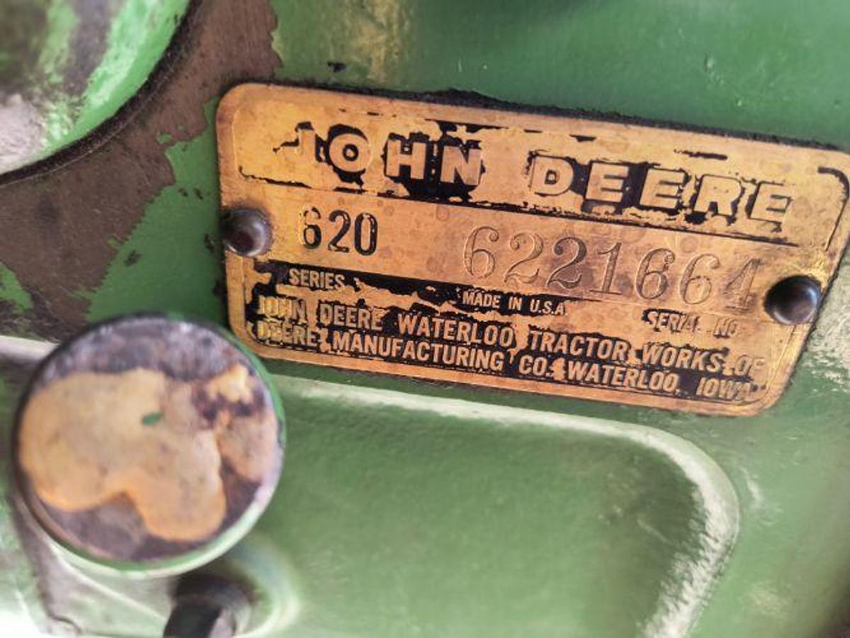 Used 1958 JOHN DEERE 620 wide front
