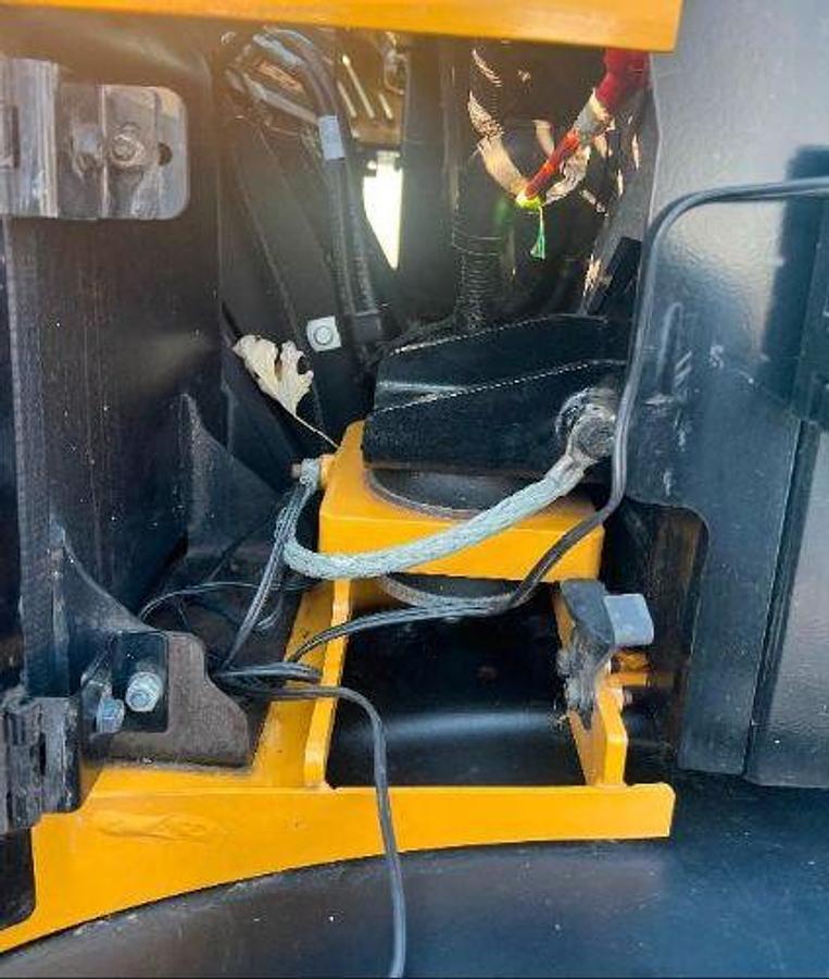 Used 2014 CATERPILLAR 906H2