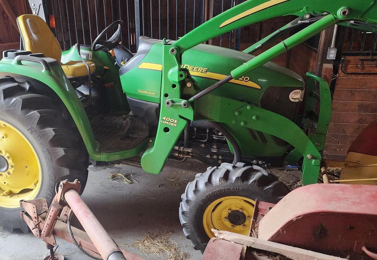 Used 2004 John Deere 4120