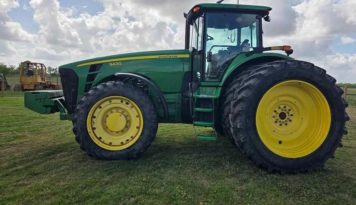 Used 2008 John Deere 8430