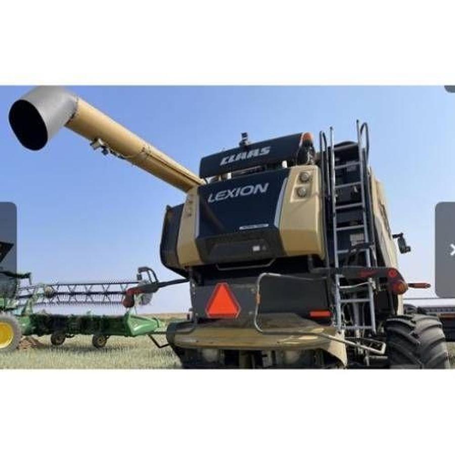 Used 2017 CLAAS LEXION T80TT