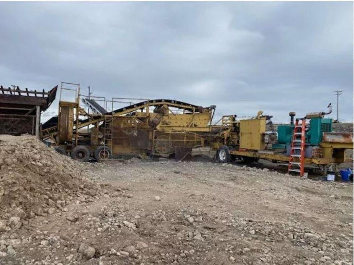 Used 1978 Cedar Rapids Jaw/Roll Crusher