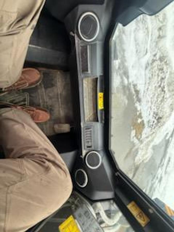 Used 2022 JCB 270T Compact Track Loader