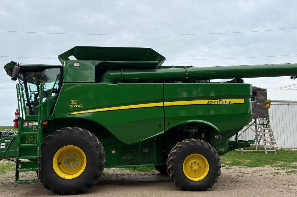 Used 2021 John Deere S760