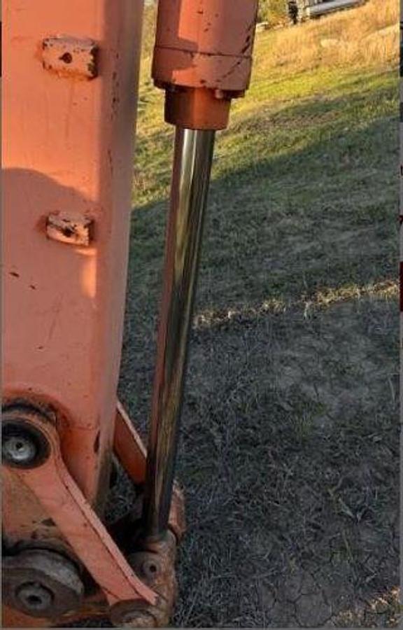 Used 2006 HITACHI EX200 LC Excavator