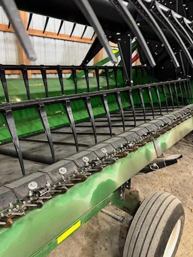 Used 2020 JOHN DEERE 735FD 35' HydraFlex Draper