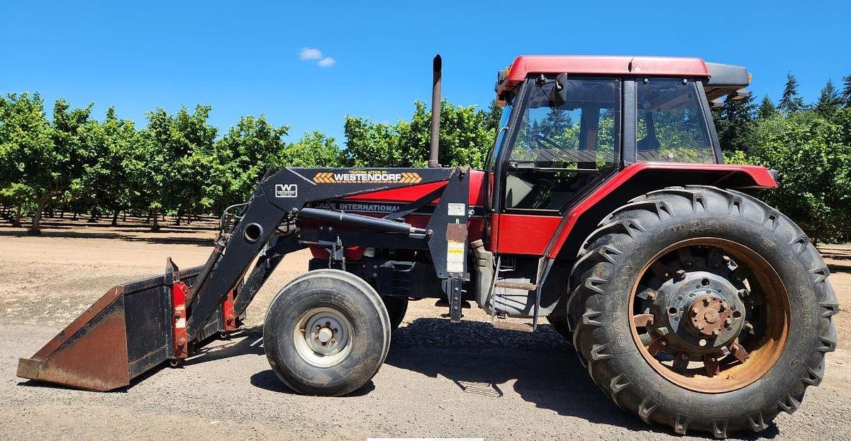 Used 1993 Case IH 5140 Tractor