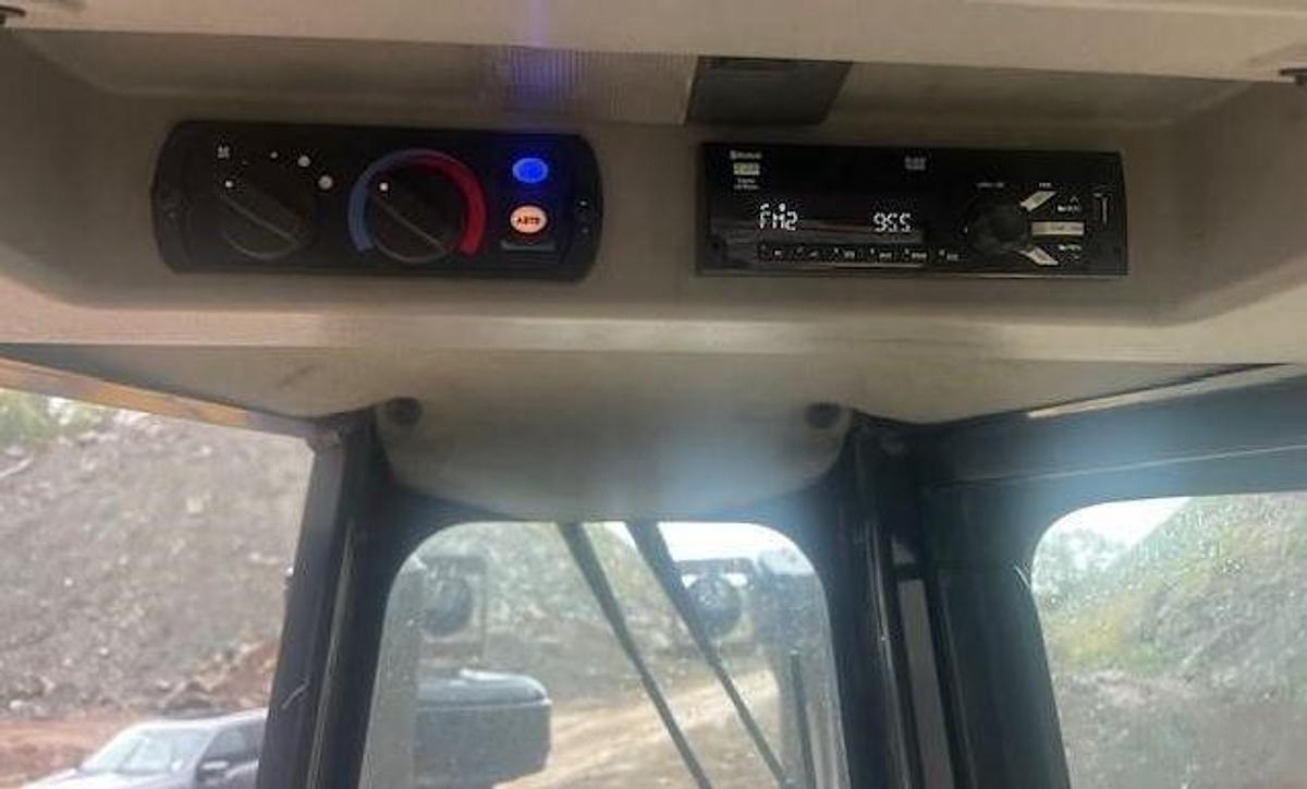 Used 2018 CATERPILLAR D8T