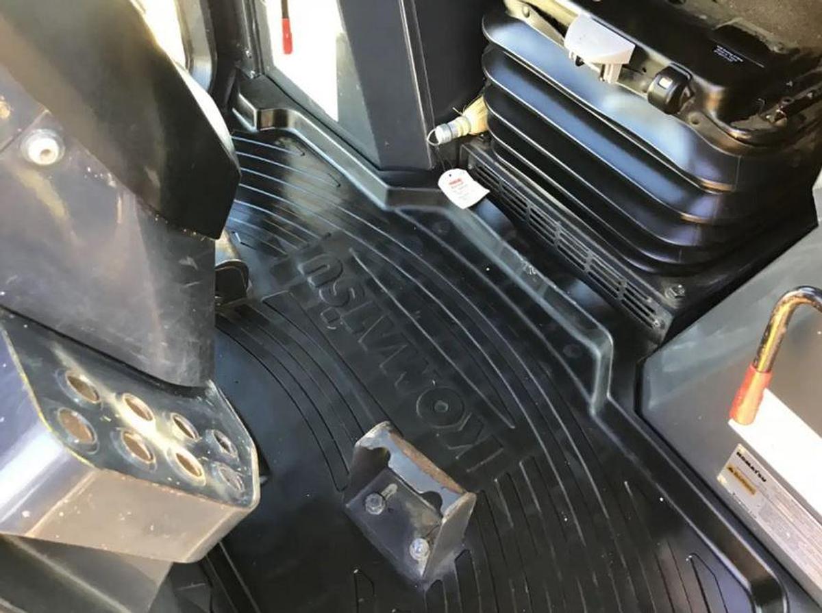 Used 2015 Komatsu D61EXI Bulldozer