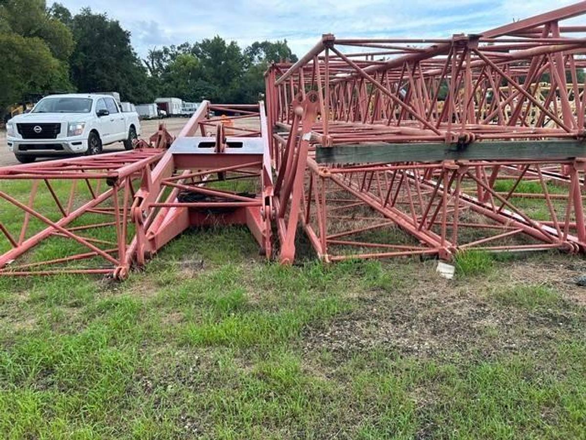 Used 2000 Manitowoc 132 Boom Crane