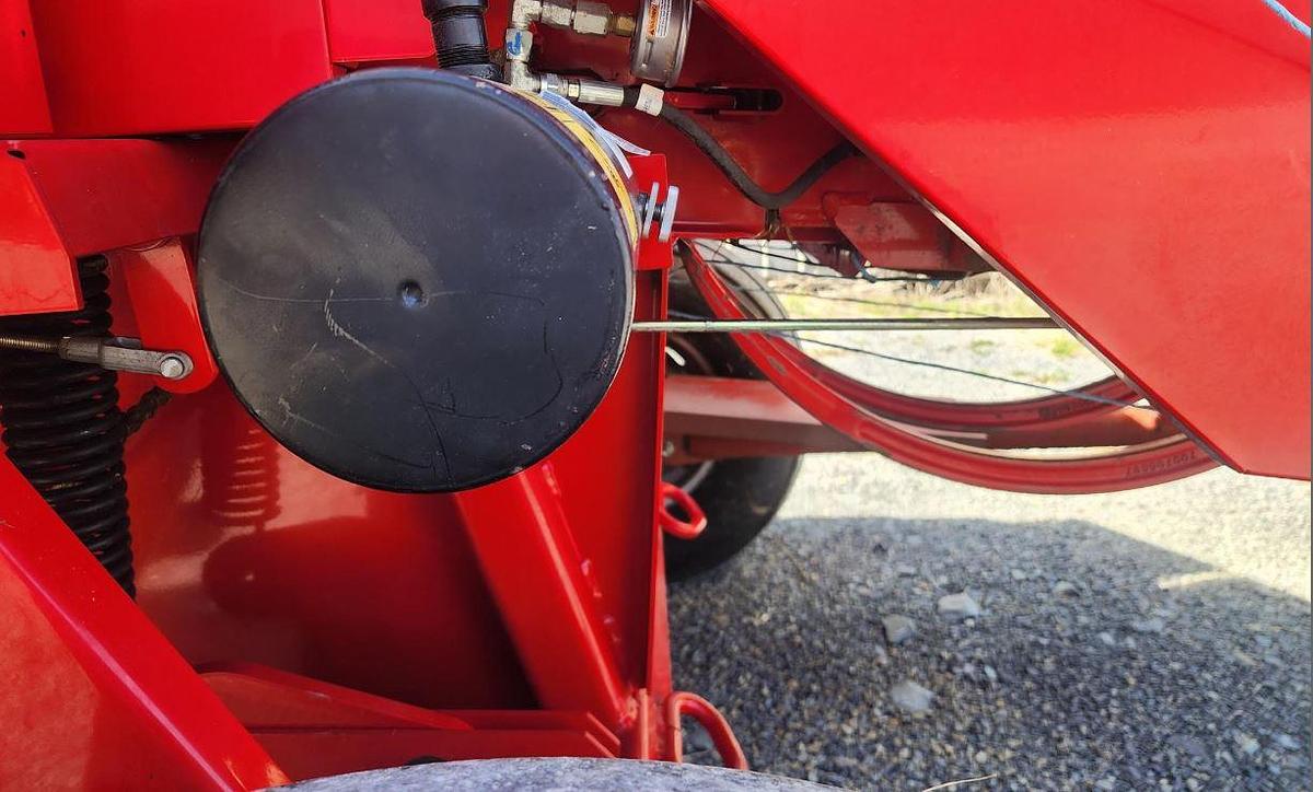 Used 2017 Massey Ferguson 1842