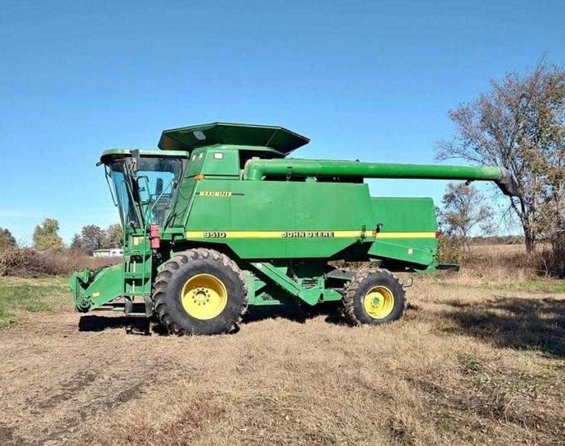 Used 1999 John Deere 9510 Combine