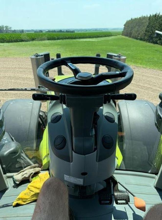 Used 2025 CLAAS AXION 960