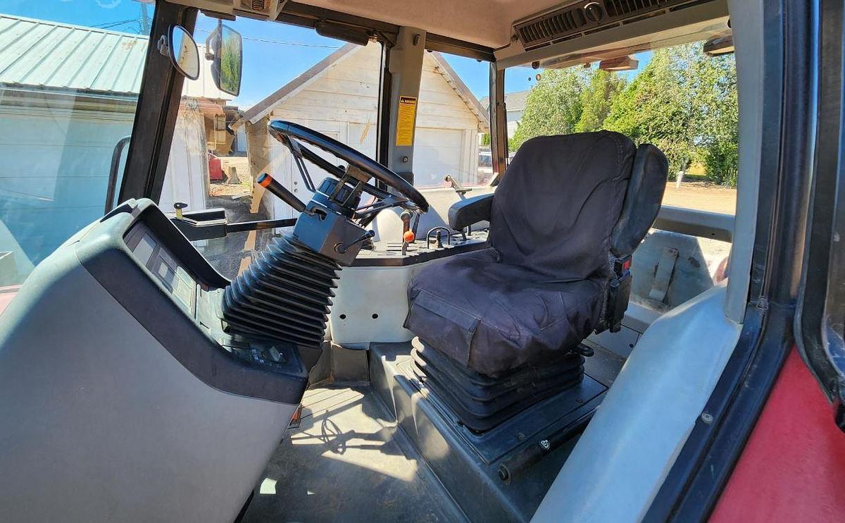 Used 1993 Case IH 5140 Tractor