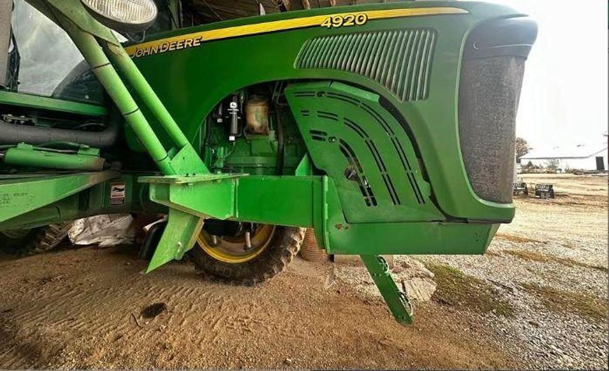 Used 2006 JOHN DEERE 4920