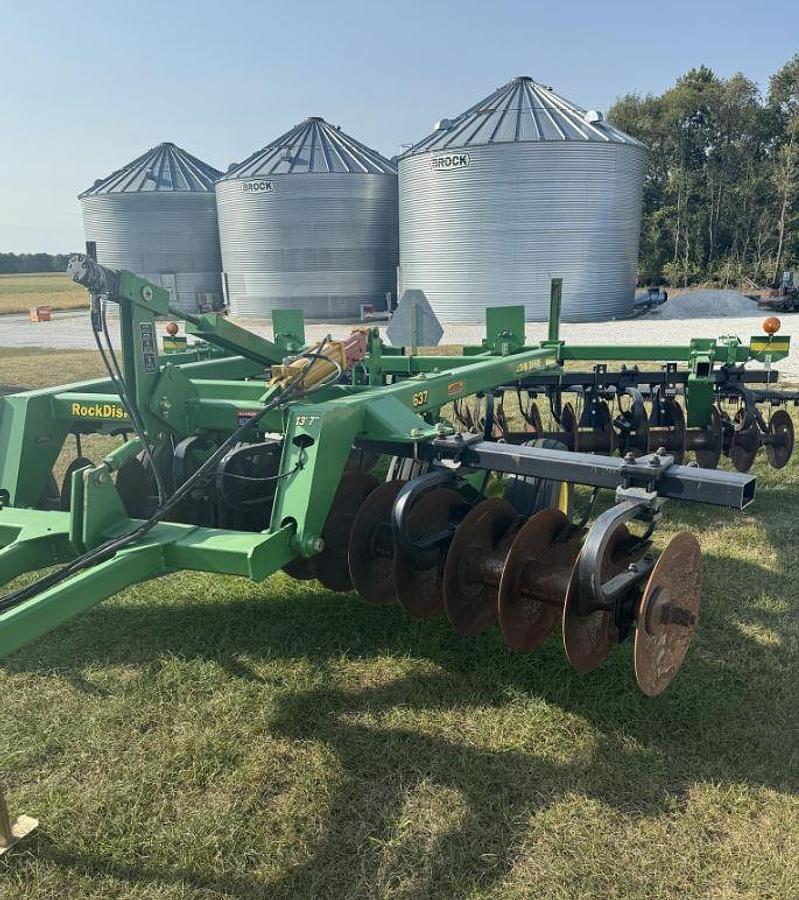 Used JOHN DEERE 637