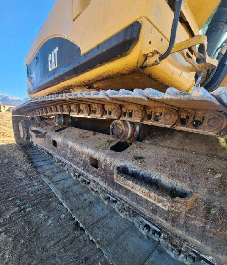 Used 2009 Caterpillar 325dl