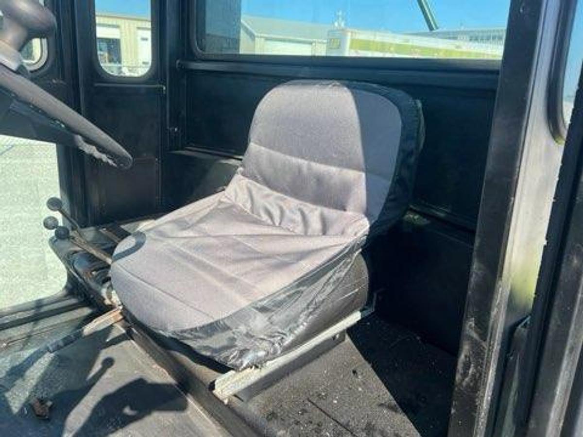 Used 1984 Clark Forklift