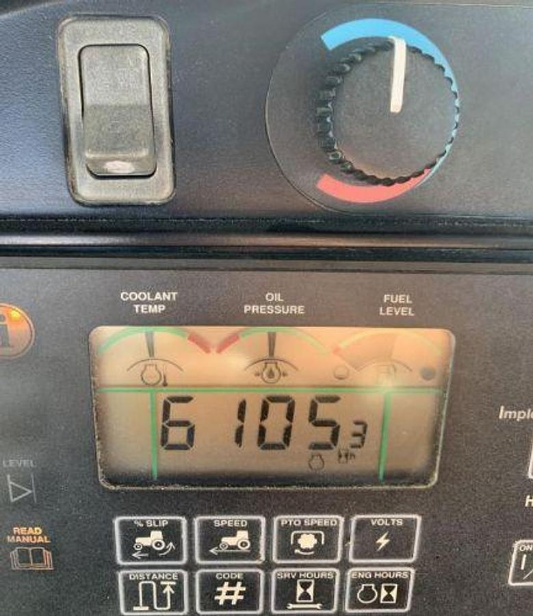 Used 2004 JOHN DEERE 8320