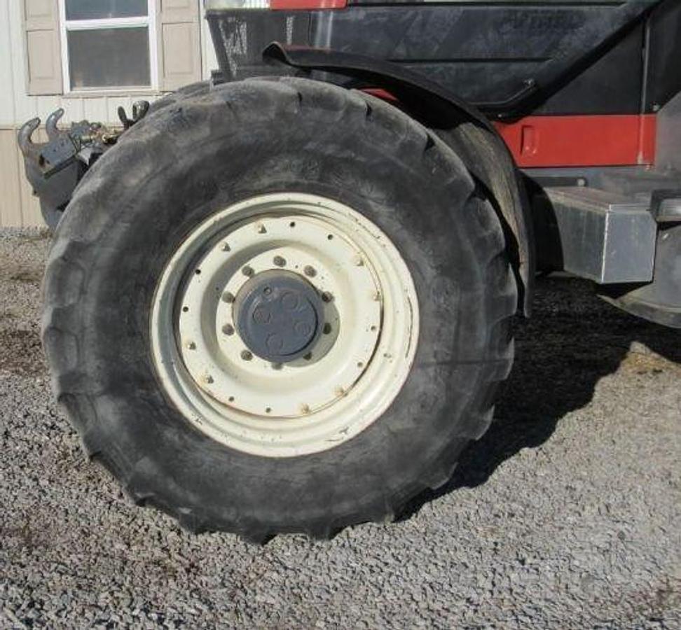 Used 2000 NEW HOLLAND G210