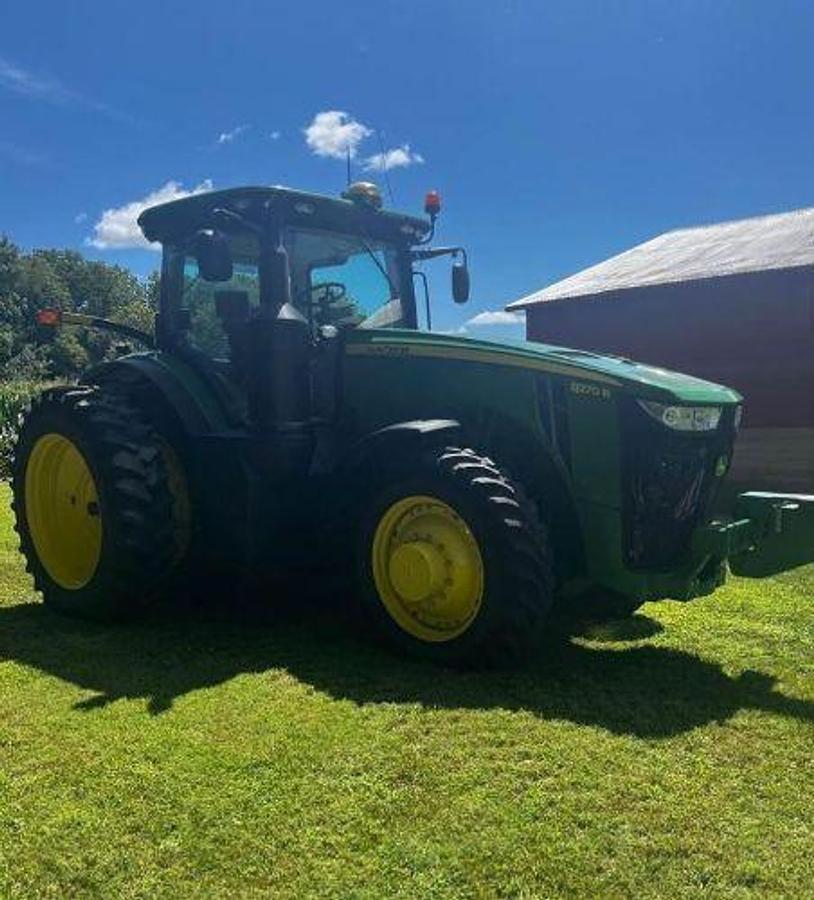 Used 2014 JOHN DEERE 8270R