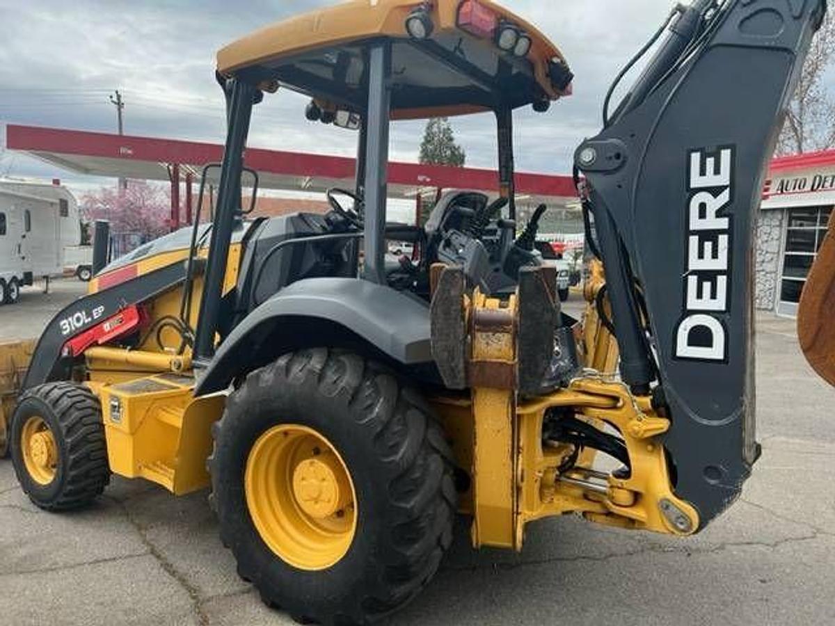 Used 2017 Deere 310L Turbo