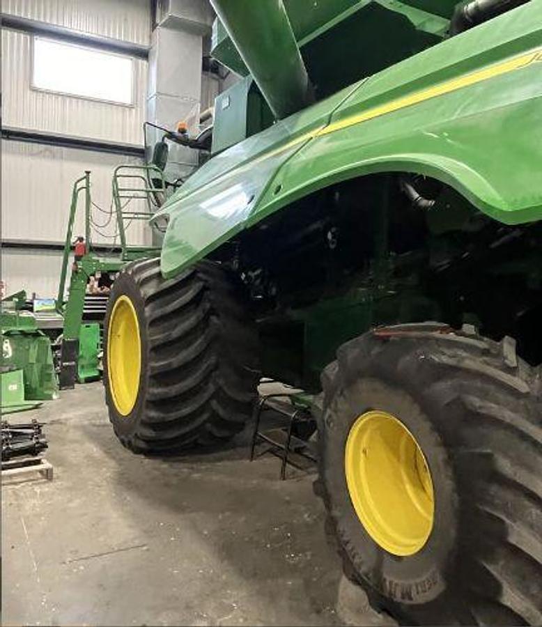 Used 2016 JOHN DEERE S670