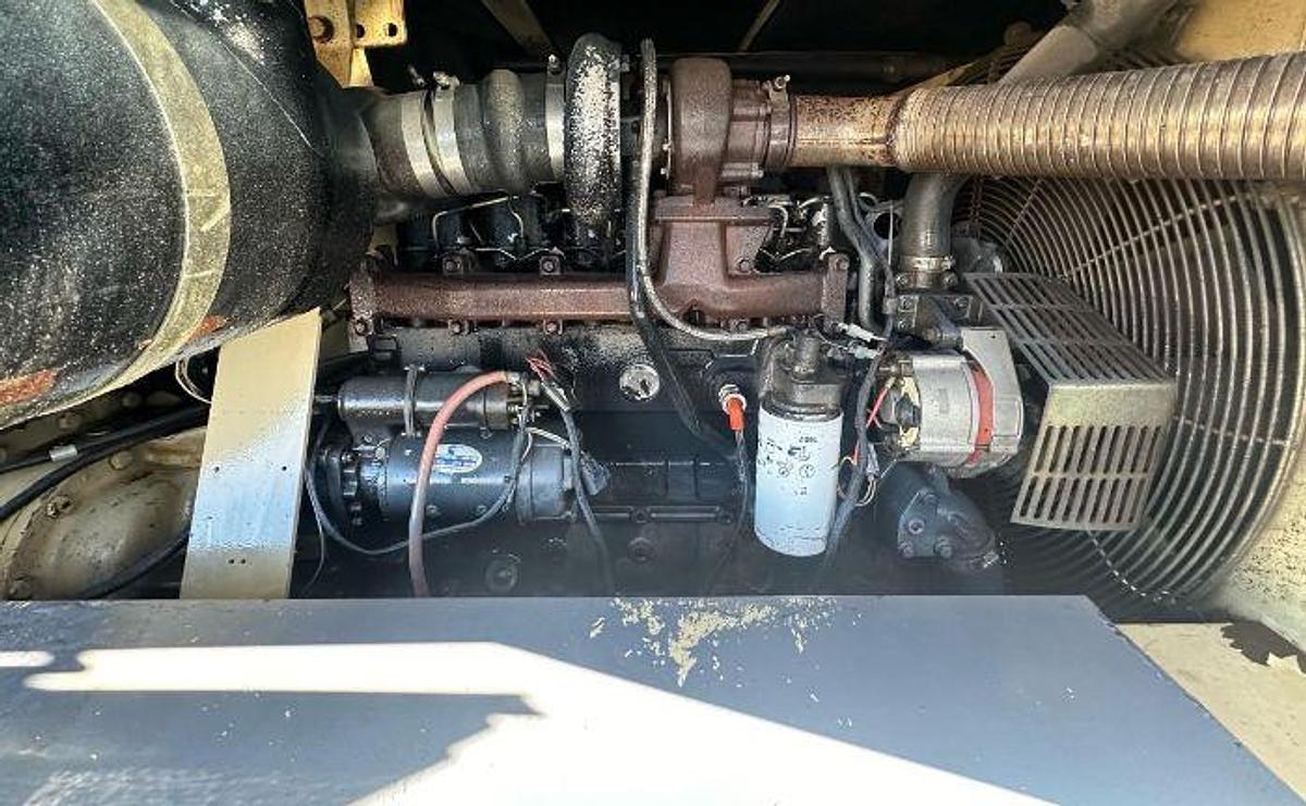 Used 2000 Ingersoll-Rand 600 CFM Air Compressor