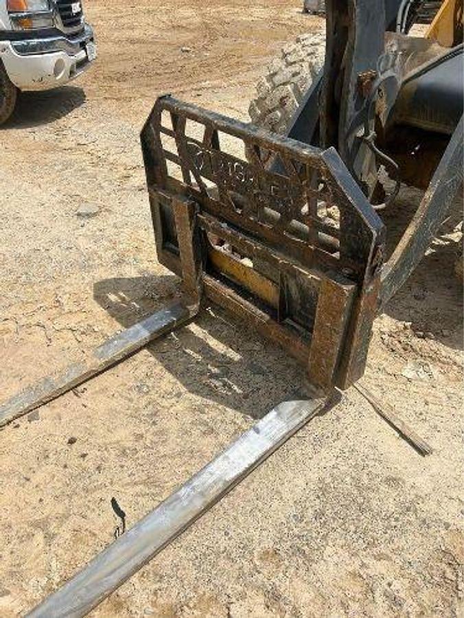 Used 2015 JOHN DEERE 304K