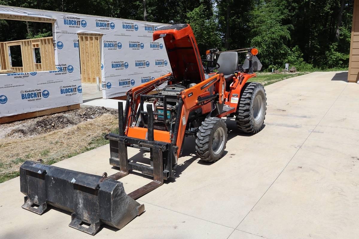 Used 2005 AGCO ST33DA