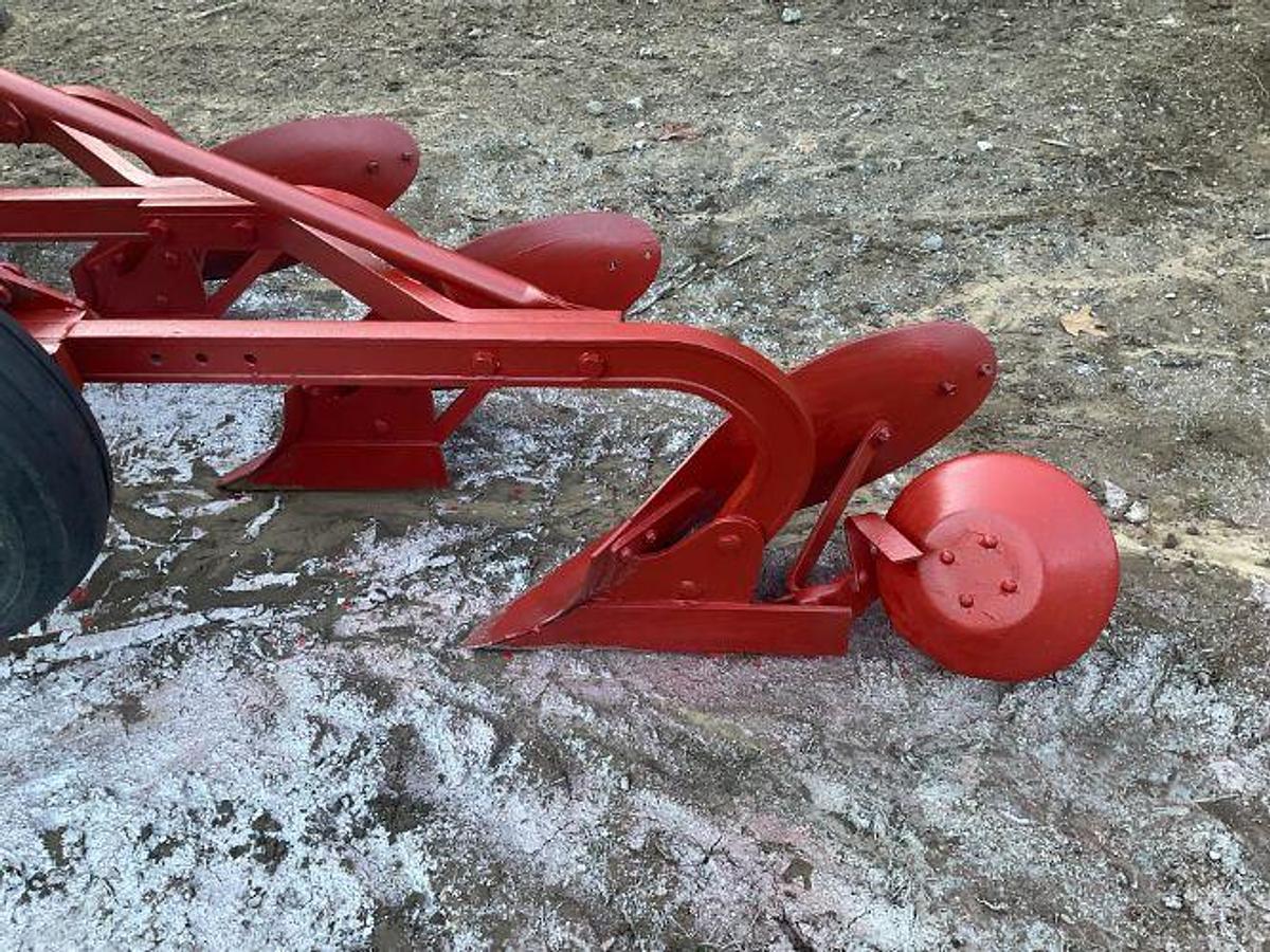 Used 1970 Massey Ferguson 165 With Plow