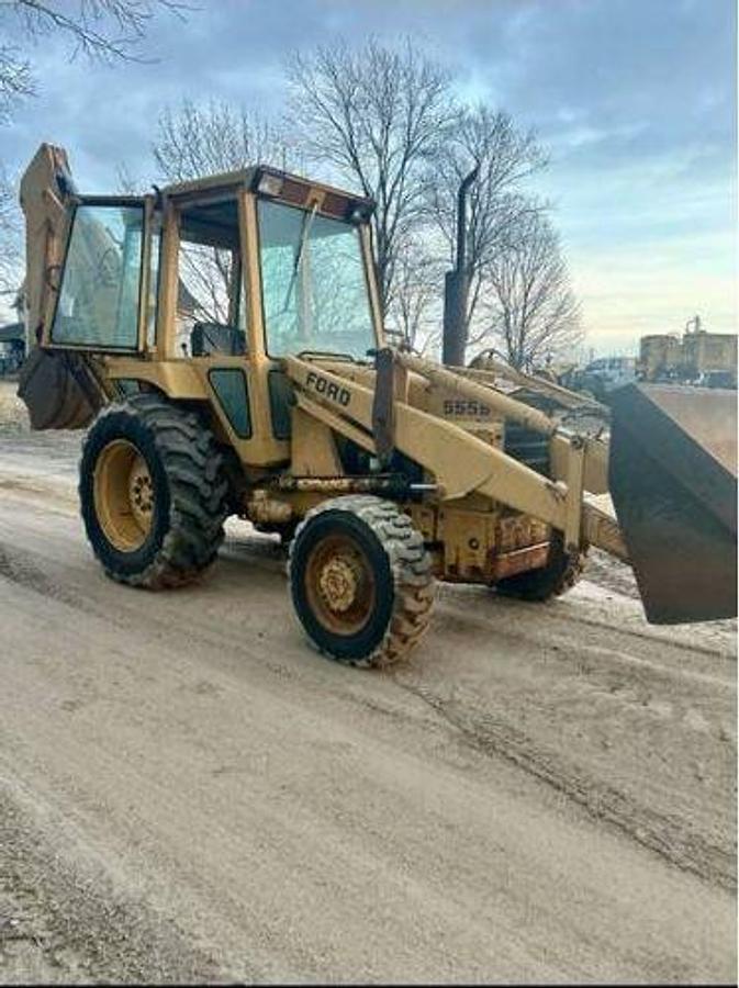 Used 1987 Ford 555B Backhoe