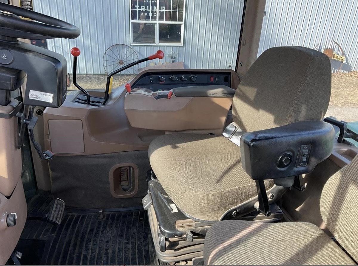 Used 1999 JOHN DEERE 9400 Tractor