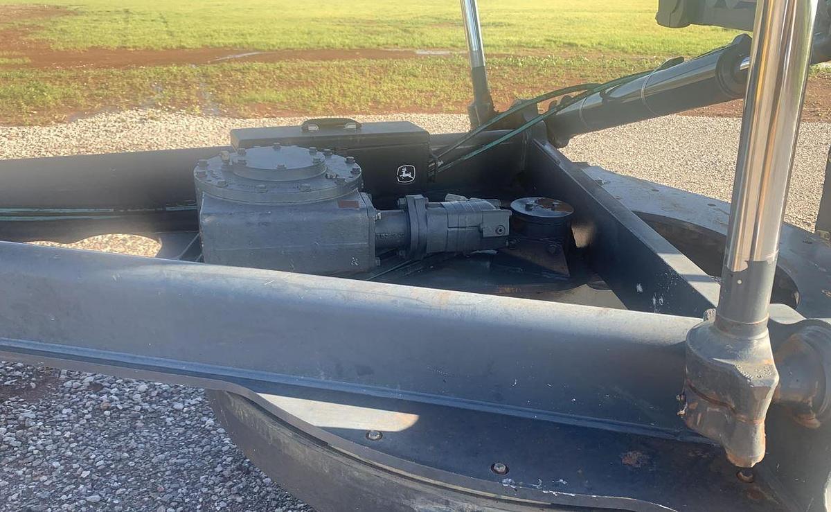 Used 2011 DEERE 672G (Remanufactured 2017)