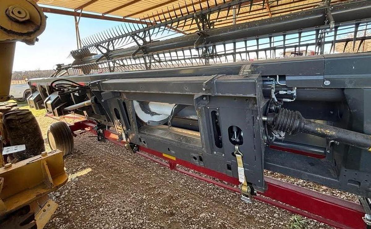 Used 2024 Gleaner 9335 Platform Header