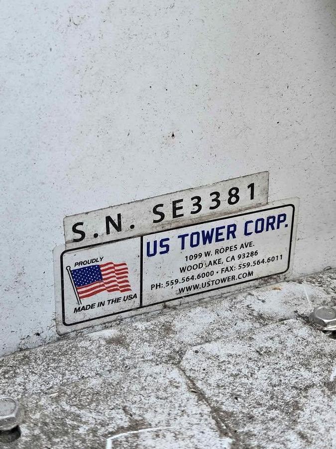 Used 2015 Us Tower Corp Hybrid Solar Light Tower