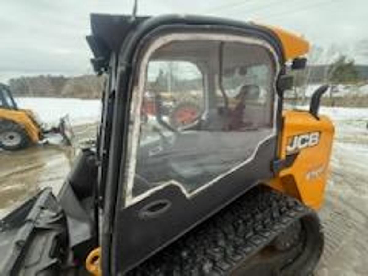 Used 2022 JCB 270T Compact Track Loader