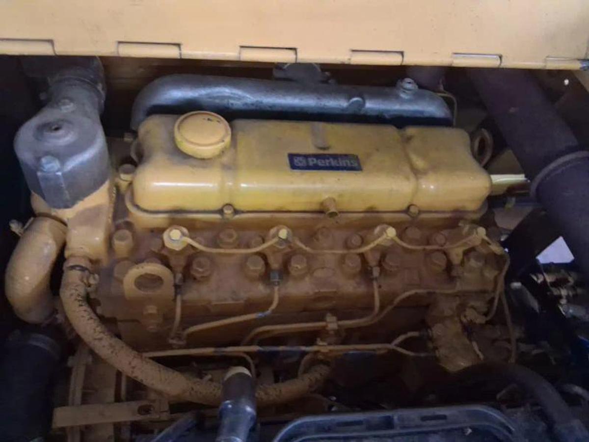 Used 2000 Caterpillar R80