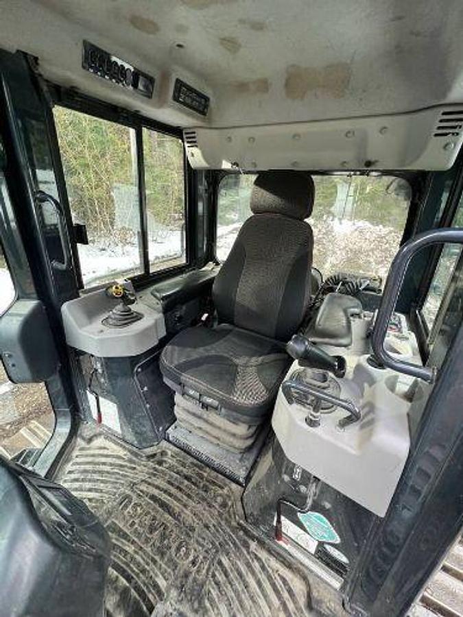 Used 2015 Komatsu D39PX-23