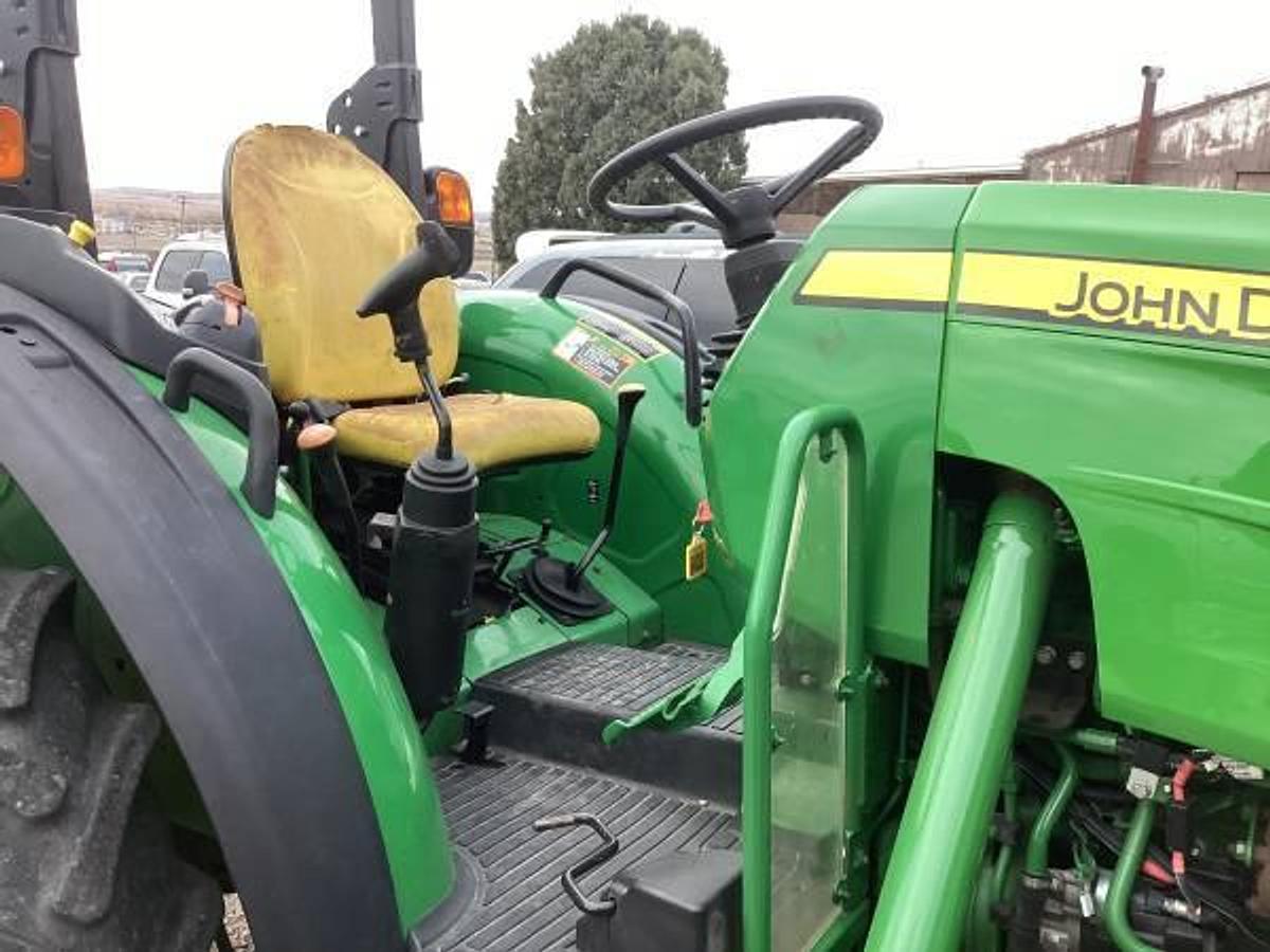 Used 2020 John Deere 5075E