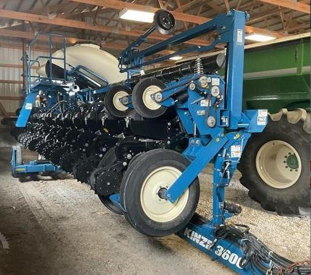 Used 2019 Kinze 3600ASD