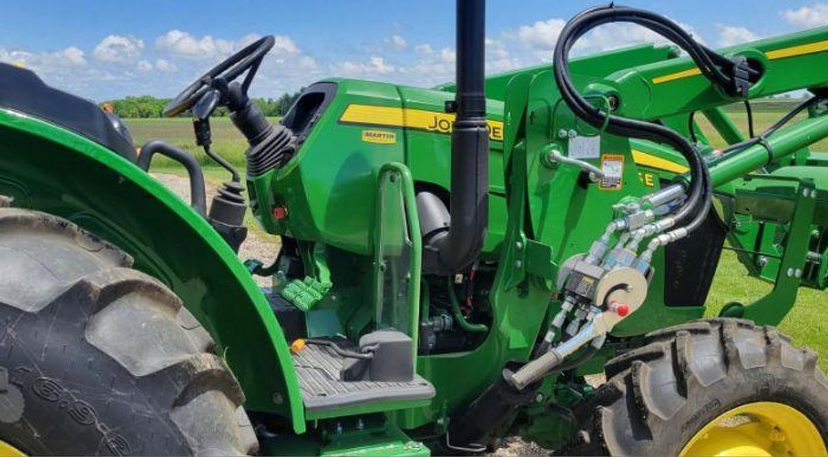 Used 2022 John Deere 5075E