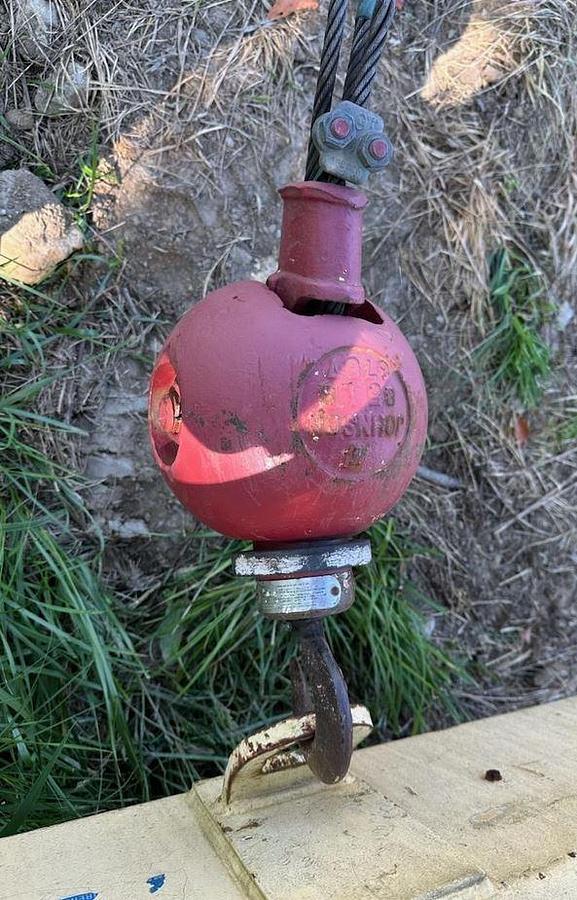 Used 1989 LORAIN LCD150 Rough Terrain Crane