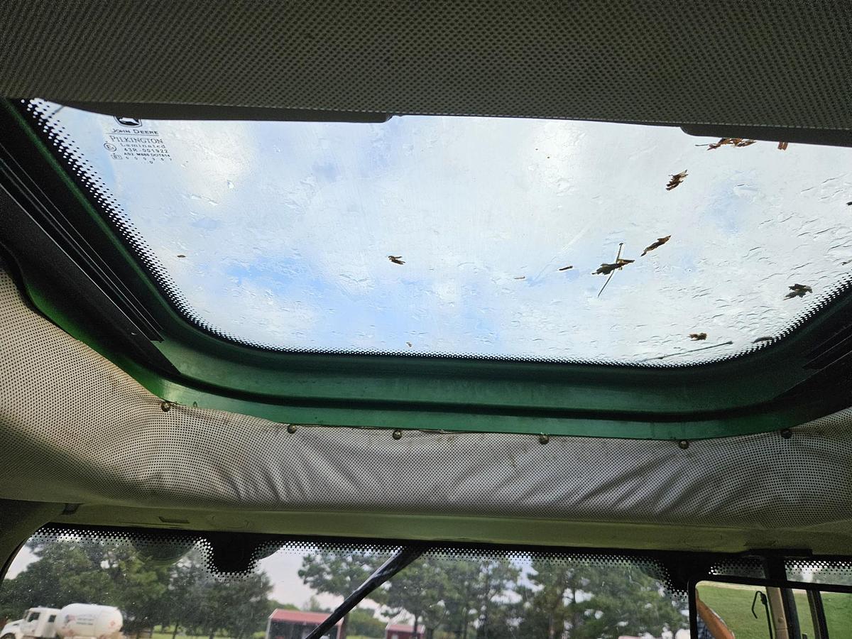 Used 2011 John Deere 7130 Tractor