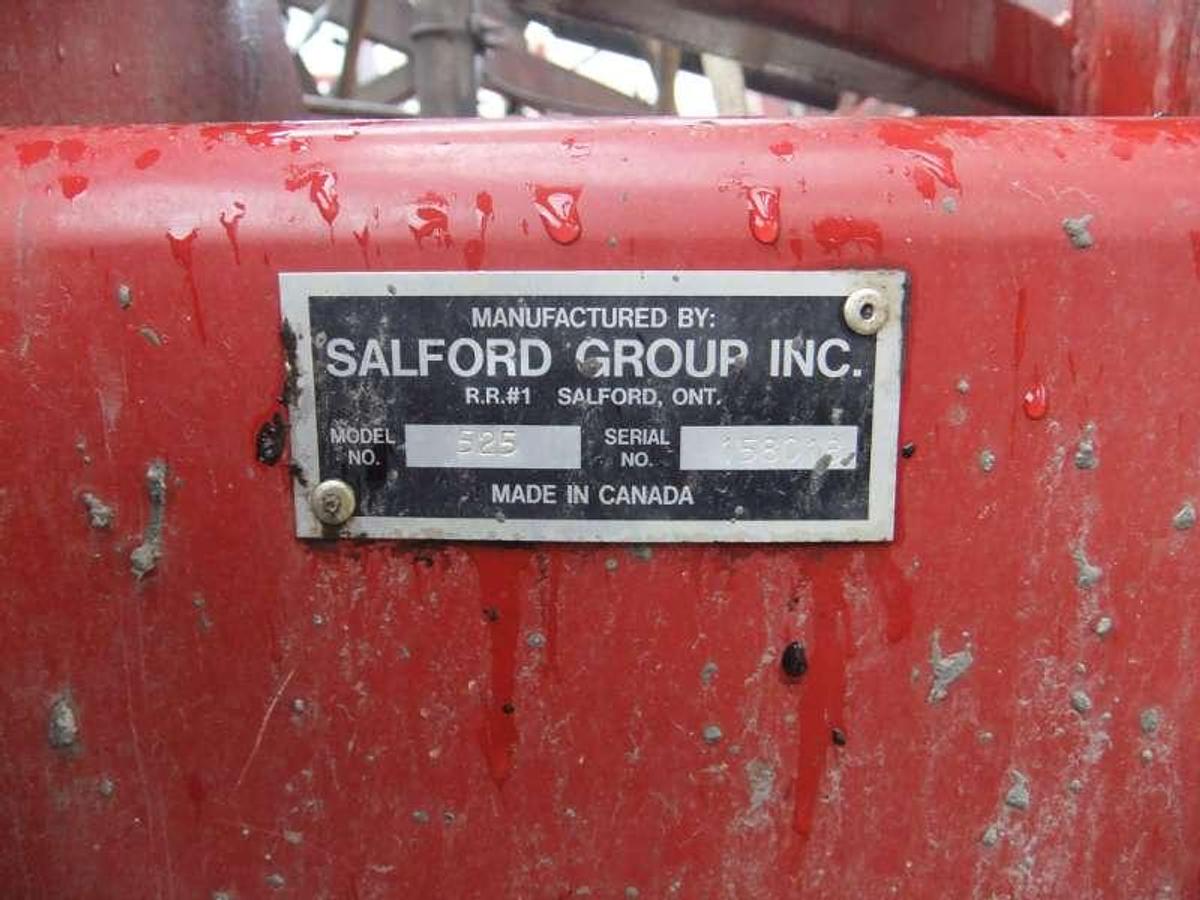 Used 2015 Salford 525 Disc Air Drill and Cart